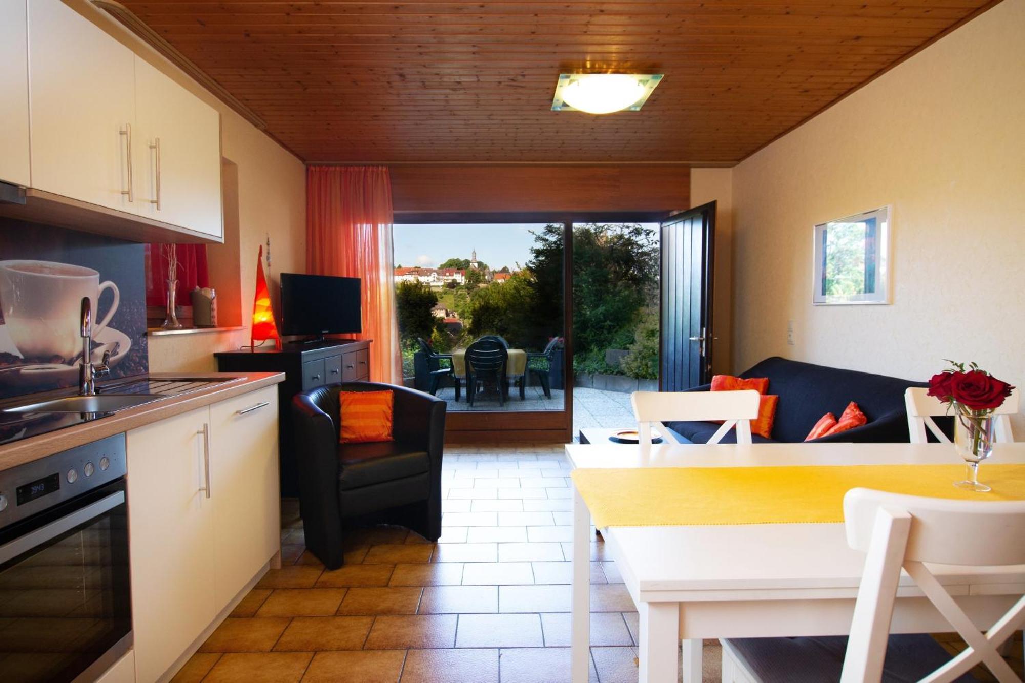 Ferienwohnung "Kirchblick" Im Ferienhaus Blumenhain Bad Wünnenberg Exterior foto